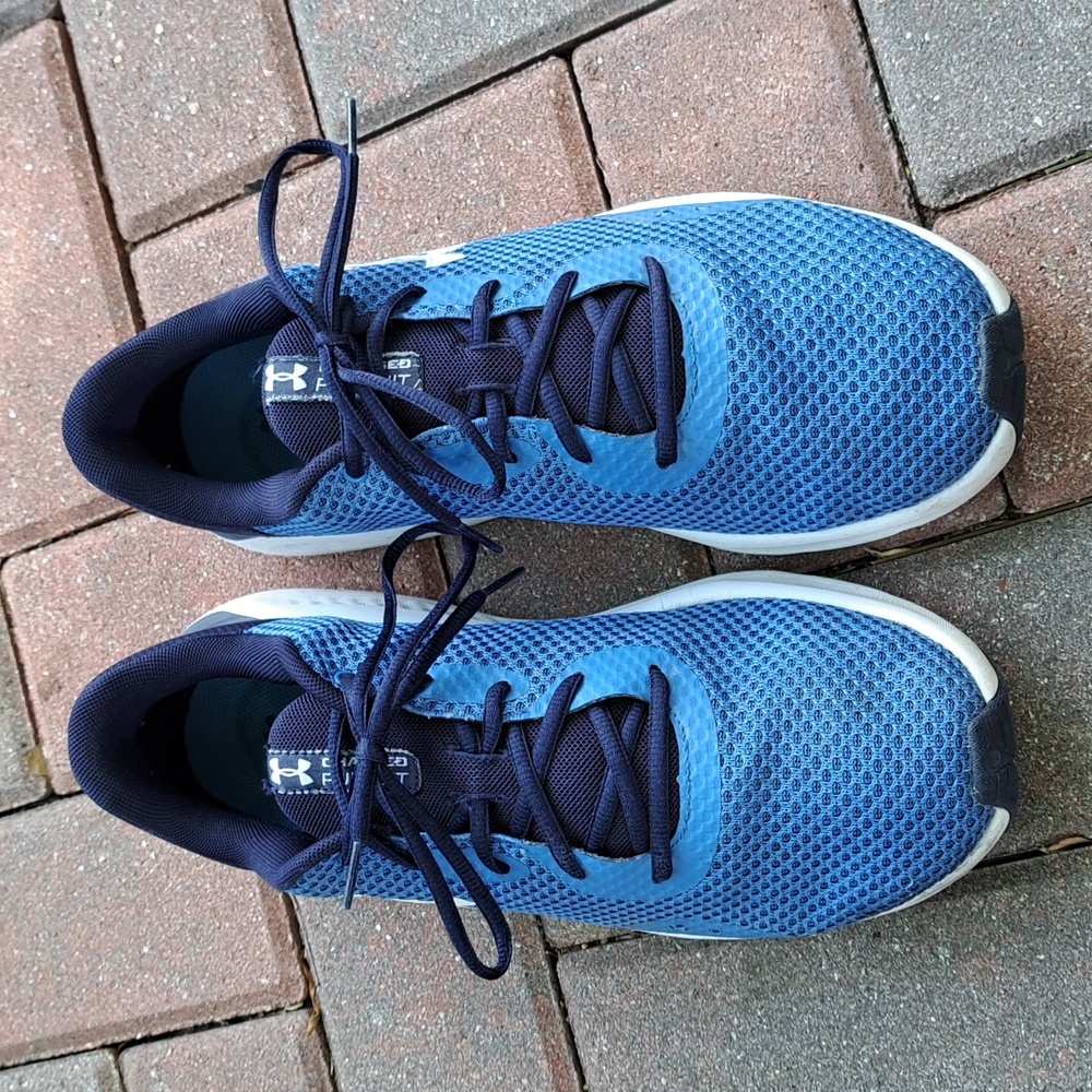UnderArmour Charged Pursuit athletic shoes.  Size 11.5.  Blue